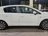 Usata Opel Corsa 75 CV (55 kW) 2010 Bianco Utilitaria