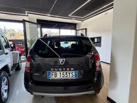 Usata Dacia Duster Urban Explorer 110 CV (80 kW) 2016 Nero SUV