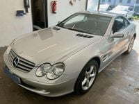 Usata Mercedes SL350 245 CV (180 kW) 2005 Grigio Cabrio