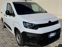 Usata Citroën Berlingo 131 CV (96 kW) 2023 Bianco Monovolume