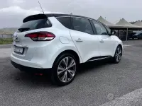 Usata Renault Scénic Intens 110 CV (80 kW) 2017 Bianco Monovolume