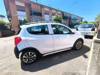 Usata Opel Karl Rocks 75 CV (55 kW) 2017 Bianco Utilitaria