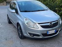 Usata Opel Corsa 69 CV (50 kW) 2007 Berlina