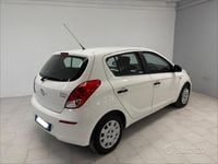 Usata Hyundai i20 Edition 85 CV (62 kW) 2013 Bianco Utilitaria