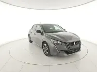 Usata Peugeot 208 Allure 101 CV (74 kW) 2023 Argento Utilitaria