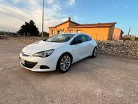 Usata Opel Astra GTC 130 CV (95 kW) 2012 Coupé