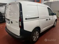 Usata VW Caddy Business 122 CV (89 kW) 2021 Bianco Monovolume