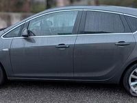 Usata Opel Astra 140 CV (102 kW) 2012 Grigio Berlina