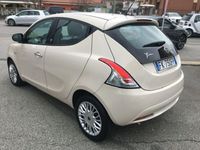 usata Lancia Ypsilon 1.2 69cv Silver