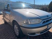Usata Fiat Palio 60 CV (44 kW) 2002 Argento Berlina