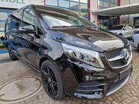 Usata Mercedes V300 AMG line 237 CV (174 kW) 2022 Obsidianschwarz metallic Monovolume
