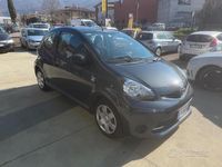 Usata Toyota Aygo Connect Style 67 CV (49 kW) 2014 Grigio Utilitaria