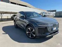 Usata Audi Q6 e-tron Edition .1 119 kW (163 CV) 2024 Grigio SUV