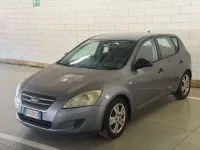 Usata Kia Ceed LX 90 CV (66 kW) 2008 Other Utilitaria