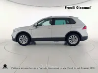 Usata VW Tiguan Life 150 CV (110 kW) 2023 Reflex silver metallizzato SUV