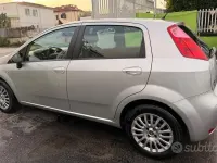 Usata Fiat Punto Street 69 CV (50 kW) 2015 Grigio Utilitaria