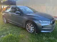 Usata Skoda Octavia Executive 116 CV (85 kW) 2024 Grigio Station wagon