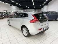 Usata Volvo V40 Inscription 120 CV (88 kW) 2018 Grigio Berlina