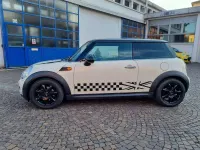 Usata Mini Cooper D 109 CV (80 kW) 2008 Bianco Utilitaria