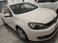 Usata VW Golf VII Comfortline 104 CV (76 kW) 2012 Bianco Berlina