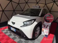 Usata Toyota Aygo X Active 72 CV (52 kW) 2024 Bianco SUV