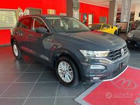 Usata VW T-Roc Style 116 CV (85 kW) 2019 Grigio SUV