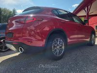 Usata Alfa Romeo Stelvio Business 209 CV (153 kW) 2017 Rosso SUV