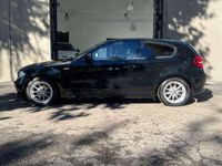 Usata BMW 116 116 CV (85 kW) 2010 Nero Utilitaria