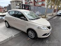 Usata Lancia Ypsilon Gold 69 CV (50 kW) 2016 Beige Utilitaria