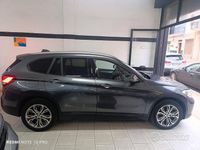 Usado BMW X1 Sport Line 150 HP (110 kW) 2020 Cinzento SUV