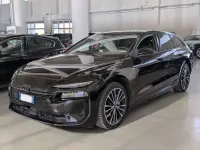 Usata Audi A6 e-tron Edition .1 314 kW (428 CV) 2025 Nero Station wagon