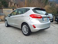 Usata Ford Fiesta 85 CV (62 kW) 2019 Grigio Utilitaria