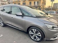 Usata Renault Scenic E-Tech 130 CV (95 kW) 2017 Grigio SUV