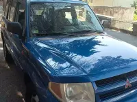 Usata Mitsubishi Pajero 129 CV (94 kW) 2002 Bluazzurro SUV