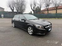 Usata Mercedes C200 Premium 135 CV (99 kW) 2015 Nero Station wagon