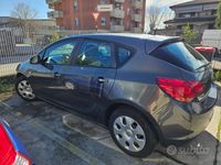 usata Opel Astra 1.6 Elective