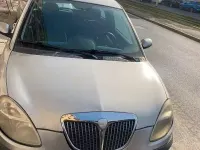 Usata Lancia Ypsilon 60 CV (44 kW) 2004 Utilitaria
