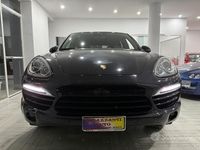 Usata Porsche Cayenne Platinum Edition 245 CV (180 kW) 2014 Nero SUV