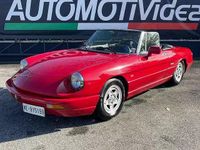 Usata Alfa Romeo Spider 109 CV (80 kW) 1992 Rosso Cabrio