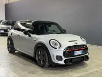 Usata Mini John Cooper Works 231 CV (169 kW) 2018 White silver metallic Utilitaria