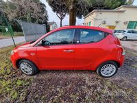 Usata Lancia Ypsilon 69 CV (50 kW) 2016 Rosso Utilitaria