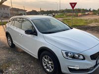 Usata Volvo V60 CC 150 CV (110 kW) 2016 Bianco Station wagon