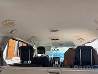 Usata Chrysler Grand Voyager 163 CV (119 kW) 2010 Nero Monovolume