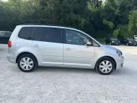 Usata VW Touran 105 CV (77 kW) 2011 Nero Monovolume