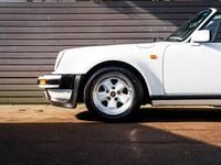 Usata Porsche 911 Carrera Cabriolet 231 CV (169 kW) 1987 Bianco Cabrio
