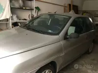 Usata Lancia Ypsilon 2002 Grigio Utilitaria