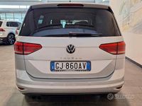 Usata VW Touran Executive 150 CV (110 kW) 2022 Argento Monovolume