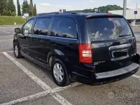 Usata Chrysler Voyager 150 CV (110 kW) 2009 Nero Monovolume
