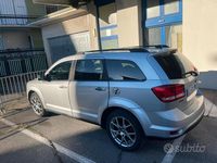 Usata Fiat Freemont 140 CV (102 kW) 2011 Grigio SUV