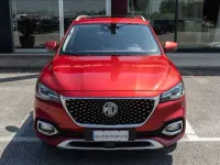 Usata MG EHS Luxury 258 CV (189 kW) 2023 Rosso metallizzato SUV